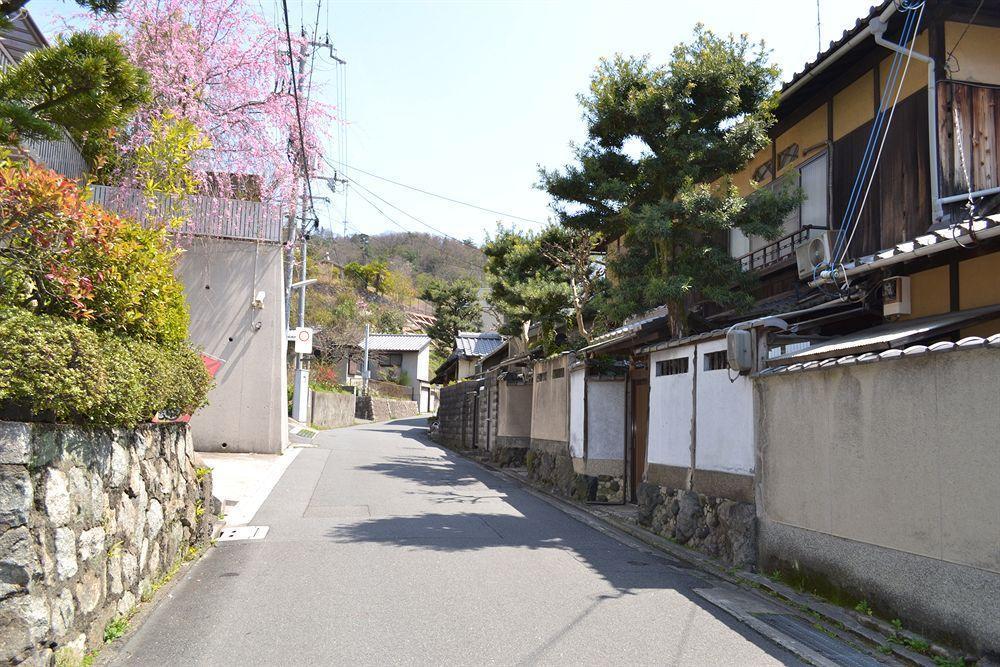 Guest House Hennka Kyoto Bagian luar foto